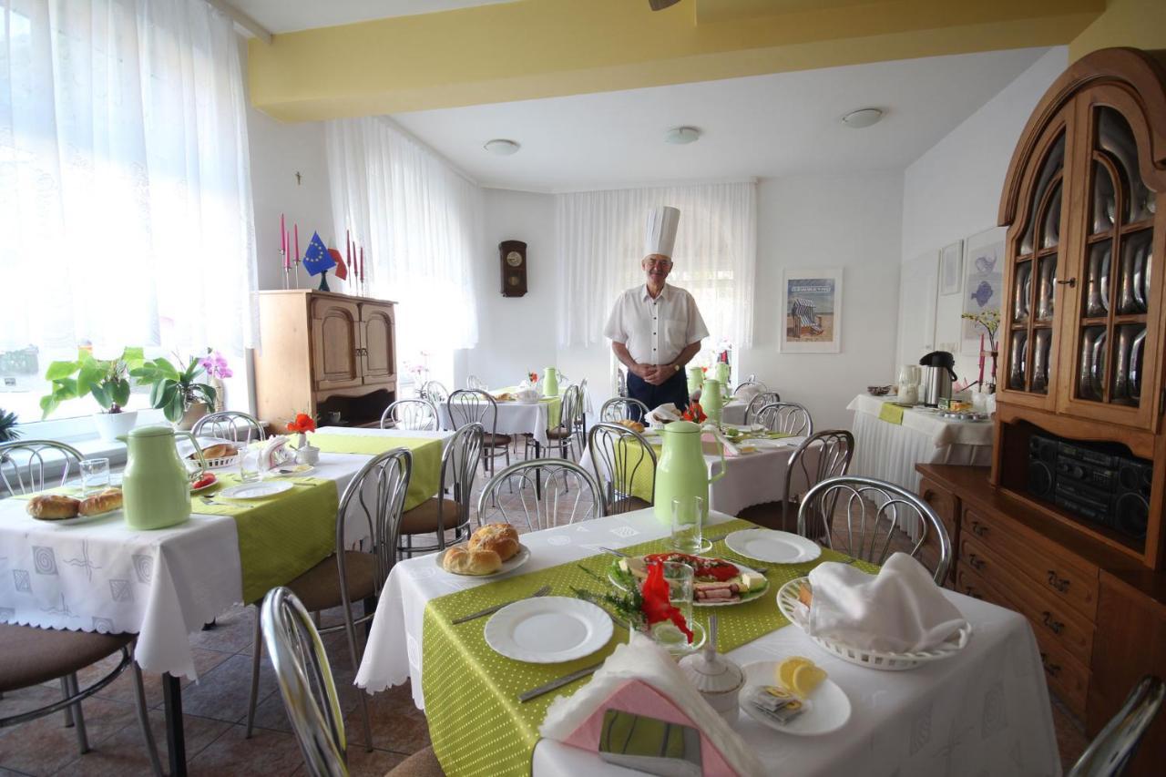 Dom Goscinny Marina Dzwirzyno Bagian luar foto